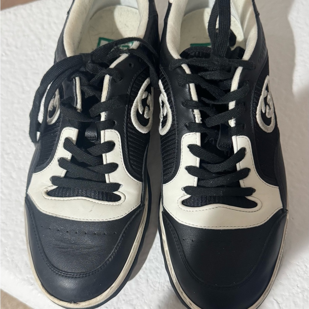 Gucci unisex Black and White Sneakers - Picture 2 of 6